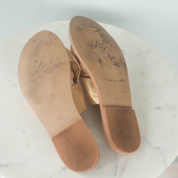 Free People Gold Sandals - Picture 12 of 13